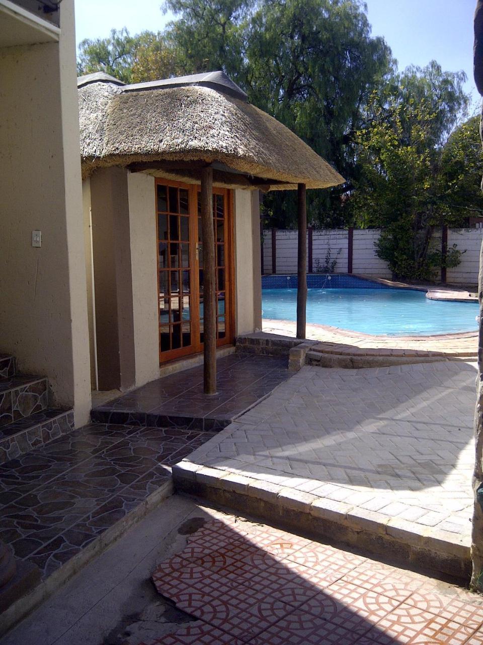 Lekoa Bed & Breakfast Vanderbijlpark Exterior foto